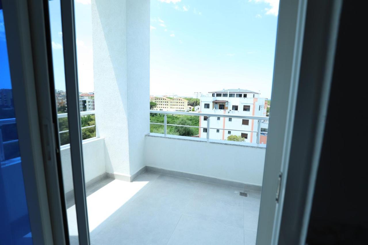 E&G Apartaments Golem  Ngoại thất bức ảnh